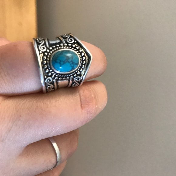 💥NWOT! Size 6 Silver Tone Turquoise Ring - Picture 8 of 9